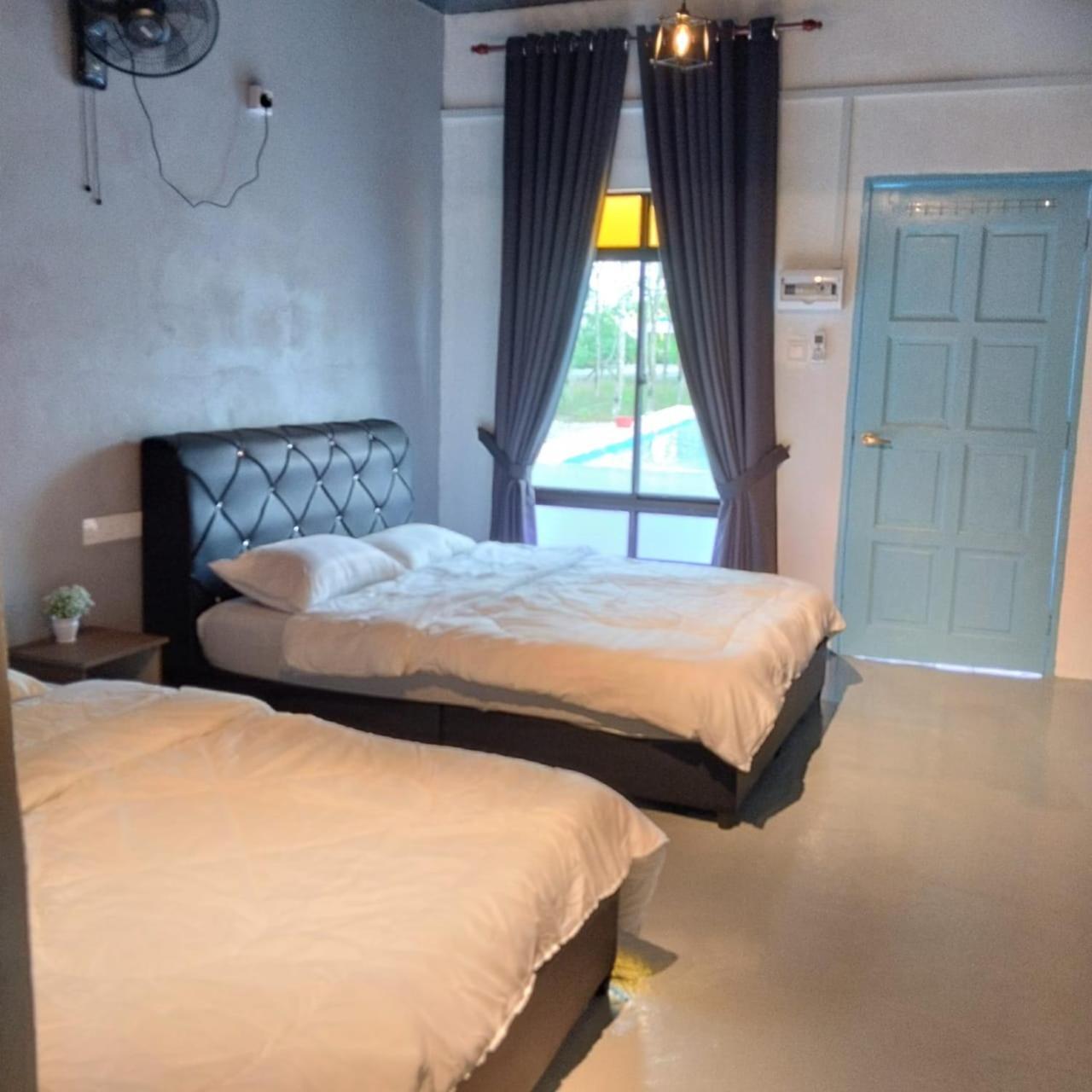 Adana Homestay & Pool Kangar Eksteriør bilde
